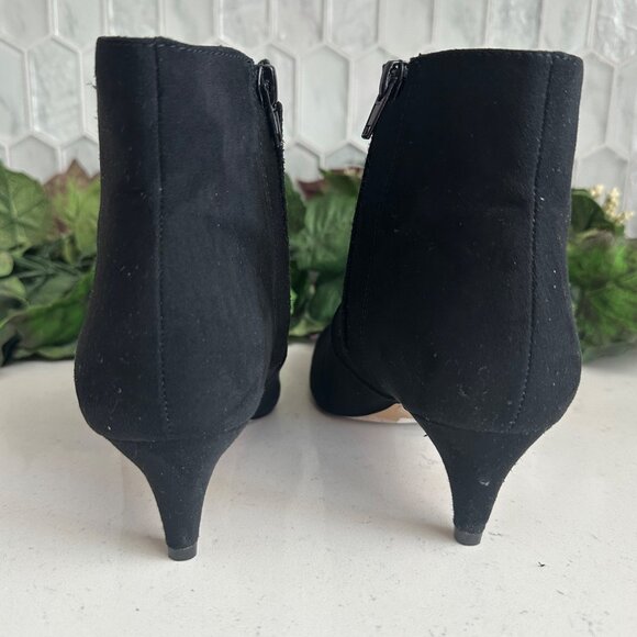 Express Womens Black Suede Ankle Booties Size 6 - Picture 6 of 9